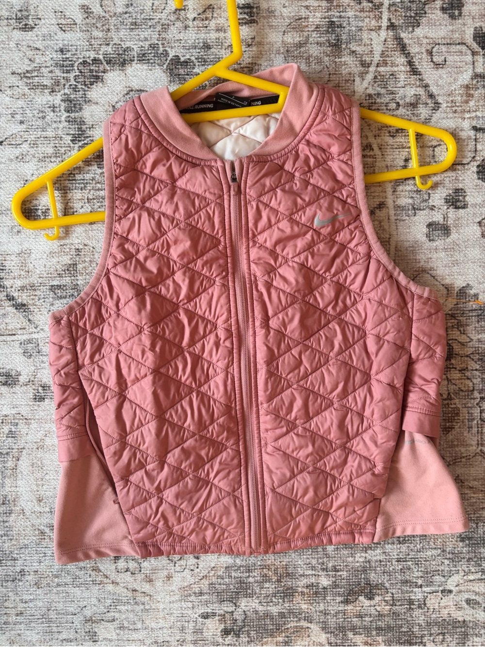 Nike Girls' Dusty Pink Quilted Sleeveless Vest